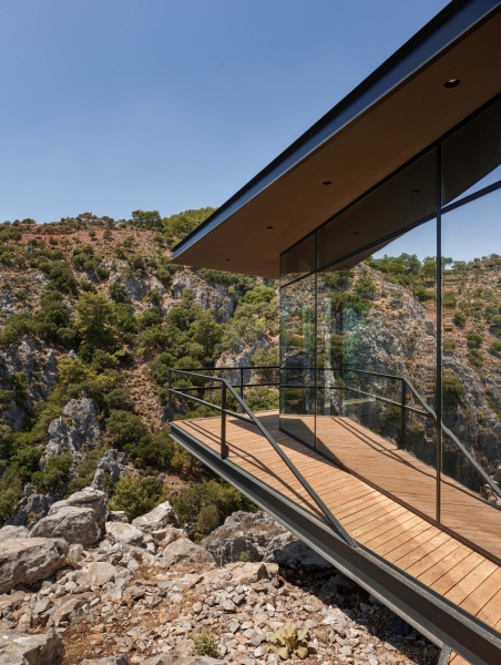 Дом в стиле минимализма и устойчивого развития