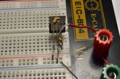 Быстрая сборка схем на беспаечных макетных платах