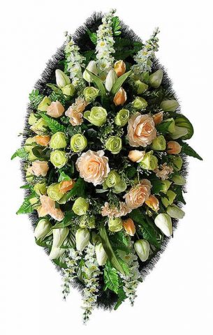 Венок на похороны: нюансы выбора изделия, обзор красивой и качественной продукции