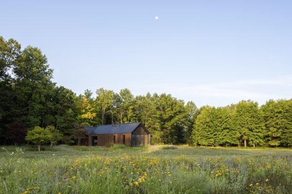 Современный гостевой дом в сельской местности Современный гостевой дом в сельской местности