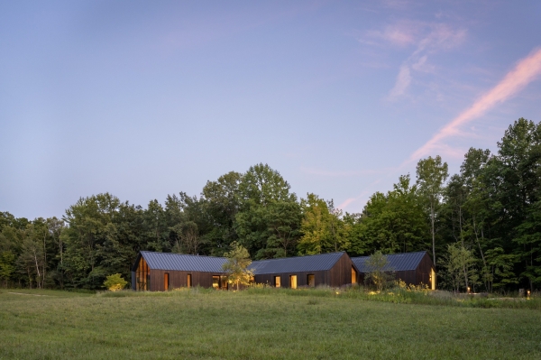 Современный гостевой дом в сельской местности Современный гостевой дом в сельской местности