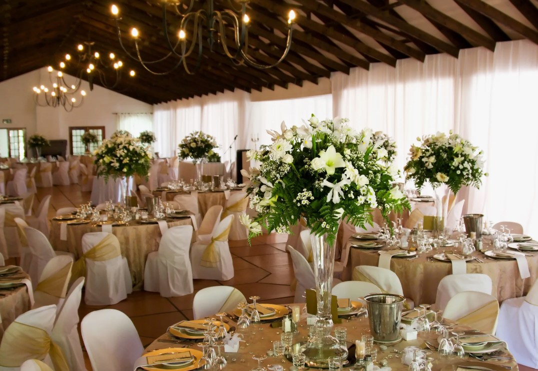 Банкетный зал на свадьбу - варианты оформления и услуги